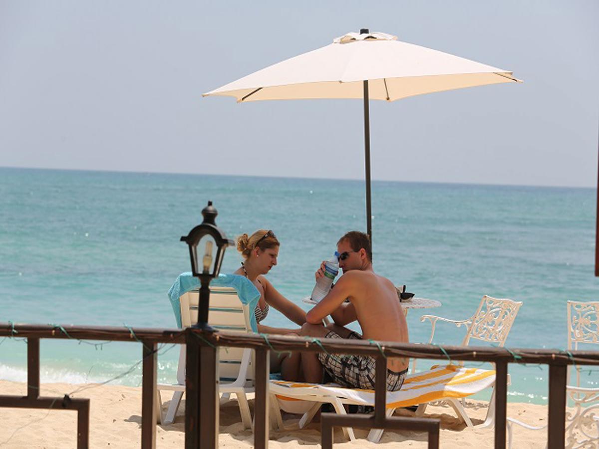 Sunray Villa And Resort 乌纳瓦图纳 外观 照片